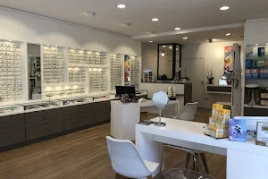 10 Strict Opticiens image