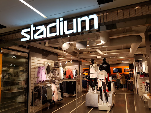 Stores to buy men's sportswear Helsinki