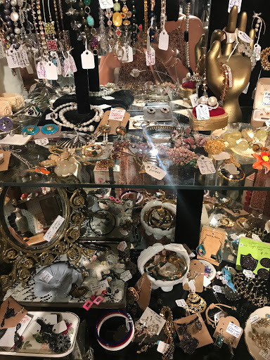 Shopping Mall «West End Garage, Cape May», reviews and photos, 484 W Perry St, Cape May, NJ 08204, USA