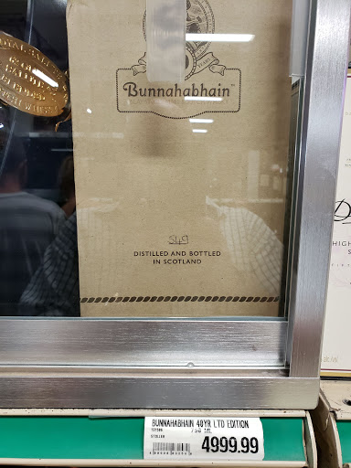 Wine Store «DiCarlo Fine Wines & Spirits», reviews and photos, 425 Townline Rd, Mundelein, IL 60060, USA