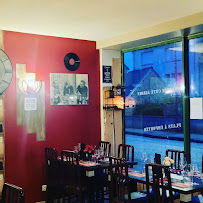 Atmosphère du Restaurant français Chez Camille L'oféria à Quimper - n°13