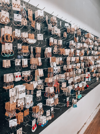 Boutique «One Faith Boutique», reviews and photos, 425 W Main St, Yukon, OK 73099, USA