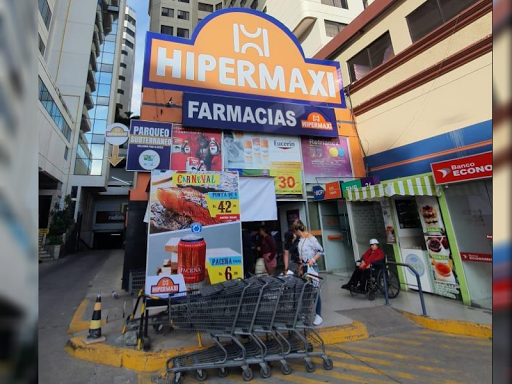 Stores to buy maternity clothes Cochabamba