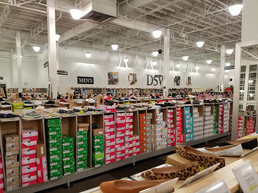 Shoe Store «DSW Designer Shoe Warehouse», reviews and photos, 43598 Christy St, Fremont, CA 94538, USA
