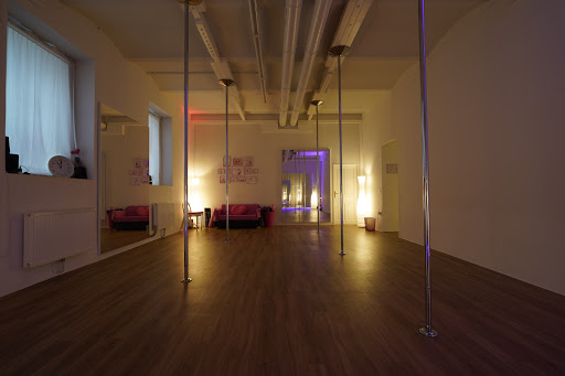 Pole dance courses in Vienna