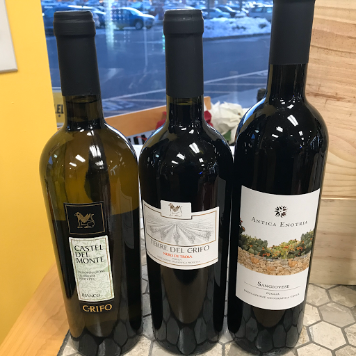 Wine Store «Premier Wine & Spirits», reviews and photos, 100 Main St N # 11, Southbury, CT 06488, USA
