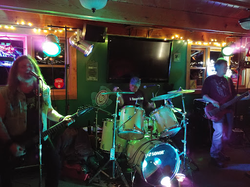 Golf Course «Irish Greens Golf Club & Restaurant», reviews and photos, 2946 Logtown Rd, Oconto, WI 54153, USA