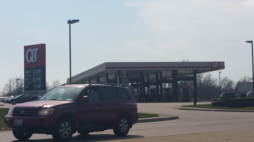 Gas Station «QuikTrip», reviews and photos, 605 W Bethalto Dr, Bethalto, IL 62010, USA