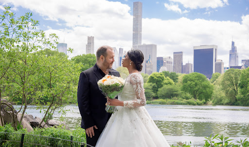 Cantor Daniel Pincus - Wedding Officiant New York Tri-State Area