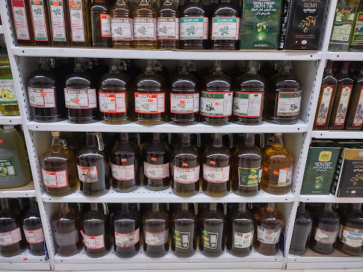 Shopping Mall «Orange Promenade Shopping Ctr», reviews and photos, 80 Boston Post Rd, Orange, CT 06477, USA