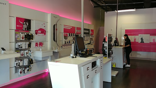 Cell Phone Store «T-Mobile», reviews and photos, 1812 Powder Springs Rd SW #2119, Marietta, GA 30064, USA