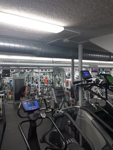 Gym «Titan Gym», reviews and photos, 1440 N Federal Hwy, Fort Lauderdale, FL 33304, USA
