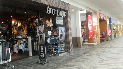 Shopping Mall «St. Charles Towne Center», reviews and photos, 11110 Mall Cir, Waldorf, MD 20603, USA