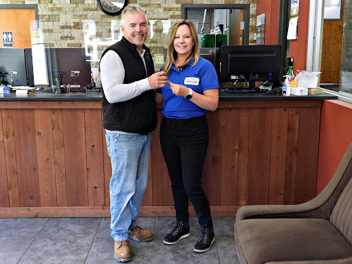 Auto Repair Shop «Springdale Automotive (Brownsboro)», reviews and photos, 8005 Brownsboro Rd, Louisville, KY 40241, USA