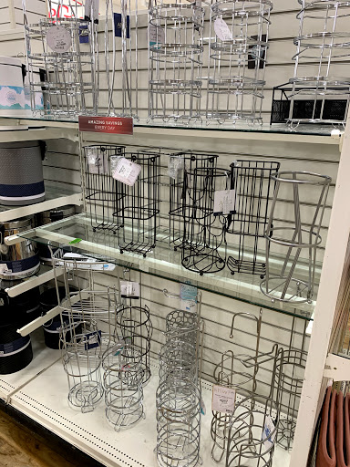 Department Store «HomeGoods», reviews and photos, 205 E Rte 59, Nanuet, NY 10954, USA