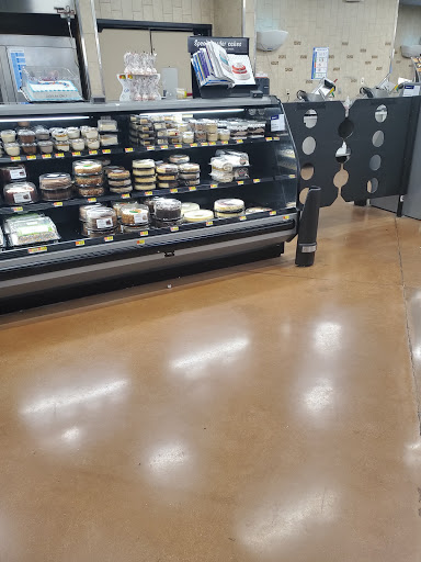 Department Store «Walmart Supercenter», reviews and photos, 4700 135th St, Crestwood, IL 60445, USA