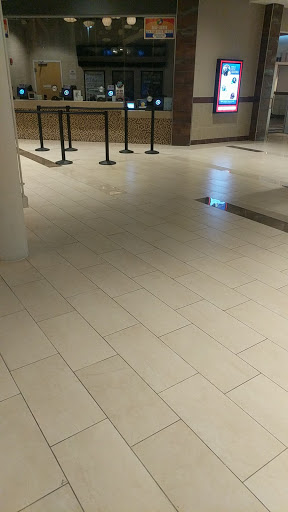 Movie Theater «Regal Cinemas Moorestown Mall 12 & RPX», reviews and photos, 400 NJ-38, Moorestown, NJ 08057, USA