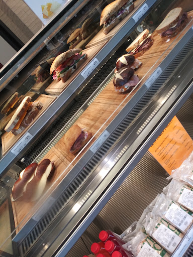 Grocery Store «Whole Foods Market», reviews and photos, 2305 N Prospect Ave, Milwaukee, WI 53211, USA