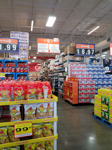 Grocery Store «El Super», reviews and photos, 4421 University Ave, San Diego, CA 92105, USA