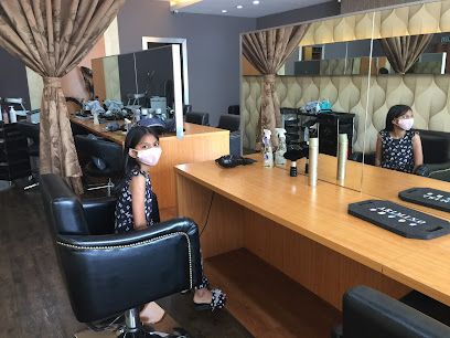 Gold cut hair studio