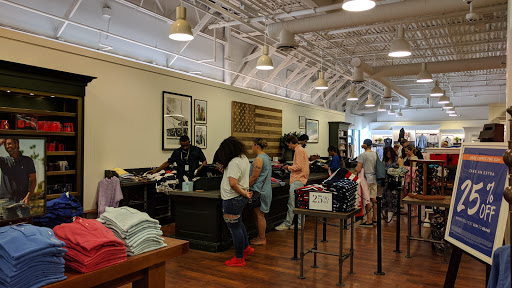 Shopping Mall «Clinton Crossing Premium Outlets», reviews and photos, 20 Killingworth Turnpike, Clinton, CT 06413, USA