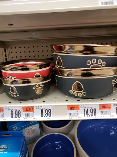 Pet Supply Store «Pet Supplies Plus», reviews and photos, 18610 W Bluemound Rd, Brookfield, WI 53045, USA