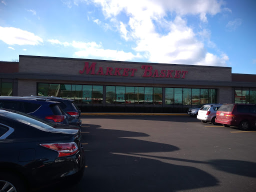 Grocery Store «Market Basket», reviews and photos, 11 Wood St, Lowell, MA 01851, USA