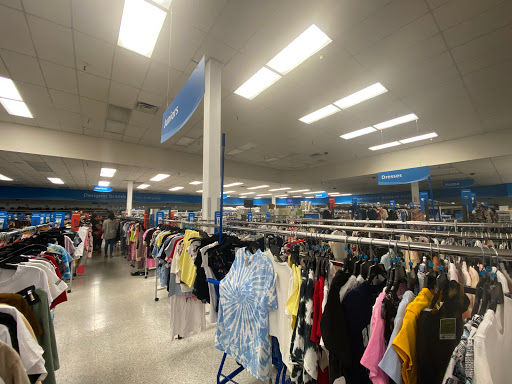 Clothing Store «Ross Dress for Less», reviews and photos, 2325 Lancaster Dr NE, Salem, OR 97305, USA