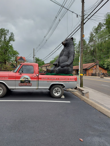 Liquor Store «Parkway Liquor Store», reviews and photos, 288 Parkway, Gatlinburg, TN 37738, USA