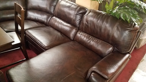 Furniture Store «Casa Linda Furniture», reviews and photos, 116 N Broadway, Santa Ana, CA 92701, USA