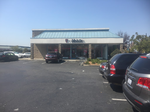 Cell Phone Store «T-Mobile», reviews and photos, 1200 Macdonald Ave, Richmond, CA 94801, USA