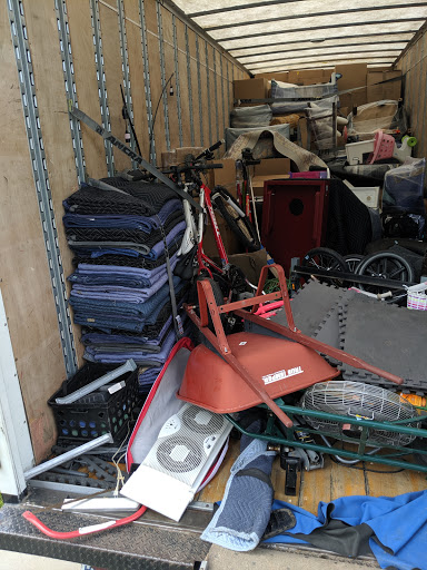 Moving and Storage Service «Two Men and a Truck», reviews and photos, 500 Freeman Ave #108, Chesapeake, VA 23324, USA