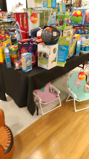 Department Store «T.J. Maxx», reviews and photos, 20 Chapel View Blvd, Cranston, RI 02920, USA