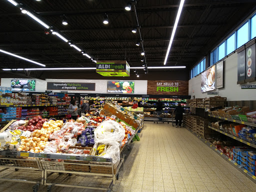 Supermarket «ALDI», reviews and photos, 1702 Brady St, Davenport, IA 52803, USA