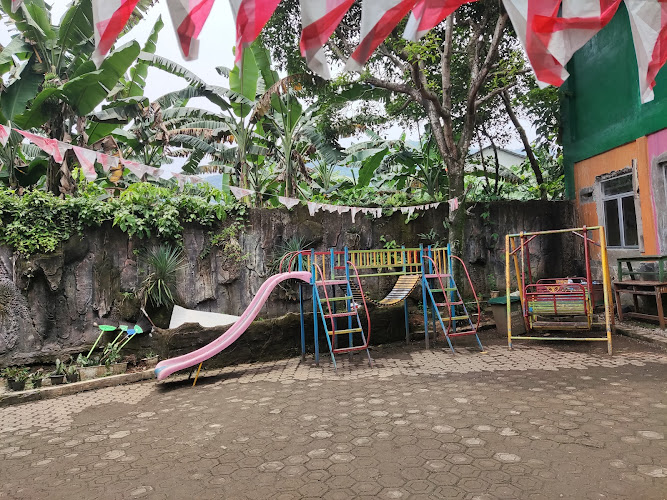 10 Tempat Menarik di Taman Kanak-kanak Kabupaten Bogor yang Wajib Dikunjungi

Taman Kanak-kanak merupakan tempat yang penting bagi perkembangan anak-anak di Kabupaten Bogor. Di dalamnya terdapat jumlah tempat menarik yang dapat dikunjungi oleh anak-a...