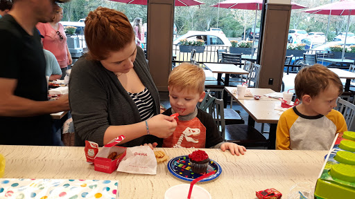 Fast Food Restaurant «Chick-fil-A», reviews and photos, 1033 Glenbrook Way, Hendersonville, TN 37075, USA