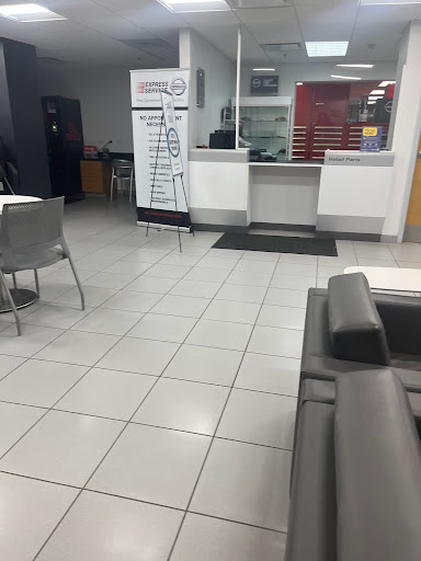 Car Dealer «Tom Wood Nissan», reviews and photos, 4150 E 96th St, Indianapolis, IN 46240, USA