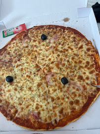 Plats et boissons du Pizzas à emporter Bruno Pizza Montpellier - n°1