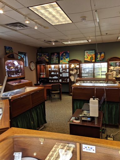 Jewelry Store «Pearce Jewelers», reviews and photos, 41 Glen Rd, West Lebanon, NH 03784, USA