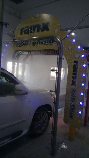 Car Detailing Service «Wheaton Car Wash & Detail», reviews and photos, 1520 E Roosevelt Rd, Wheaton, IL 60187, USA