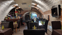 Atmosphère du Restaurant La Cave des Saveurs à Arras - n°7