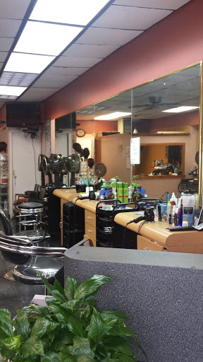 Beauty Salon «Angelica Dominican Beauty Salon», reviews and photos, 1905 Mott Ave, Far Rockaway, NY 11691, USA