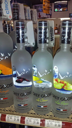 Wine Store «Bev Max Liquors», reviews and photos, 296 Wood Ave, Bridgeport, CT 06605, USA