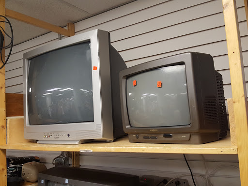 Thrift Store «Goodwill Retail Store», reviews and photos, 4714 Columbia Pike, Arlington, VA 22204, USA