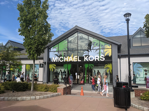 Fashion Accessories Store «Michael Kors», reviews and photos, 332 Red Apple Ct, Central Valley, NY 10917, USA