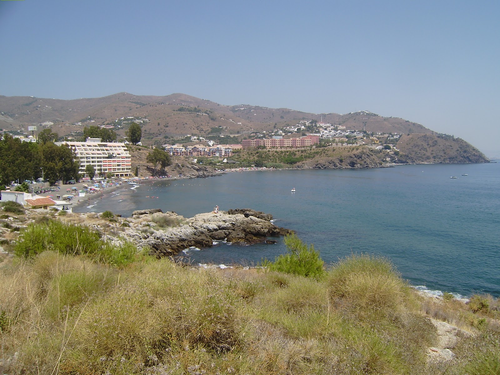 Photo de Playa del Pozuelo - endroit populaire parmi les connaisseurs de la détente