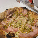 Photo n°3 de l'avis de ernesto.e fait le 22/02/2023 à 23:27 sur le  Golfo di Napoli à Rome