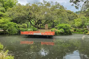 Manyo Botanical Gardens image