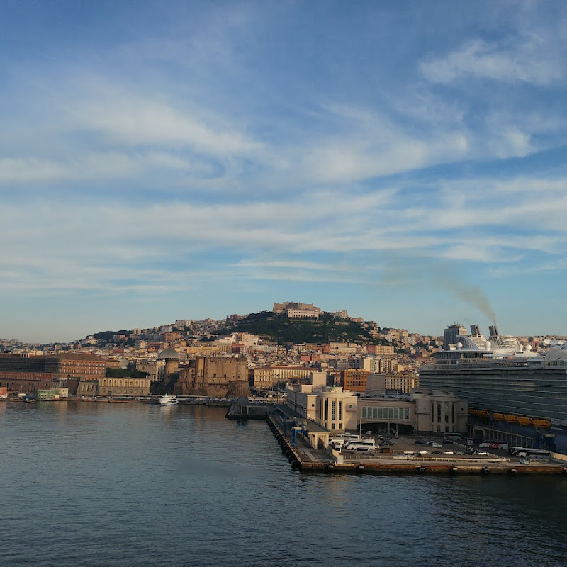 Porto Di Napoli