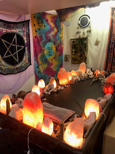 Reviews of Psychic Witch in Southampton - Counselor